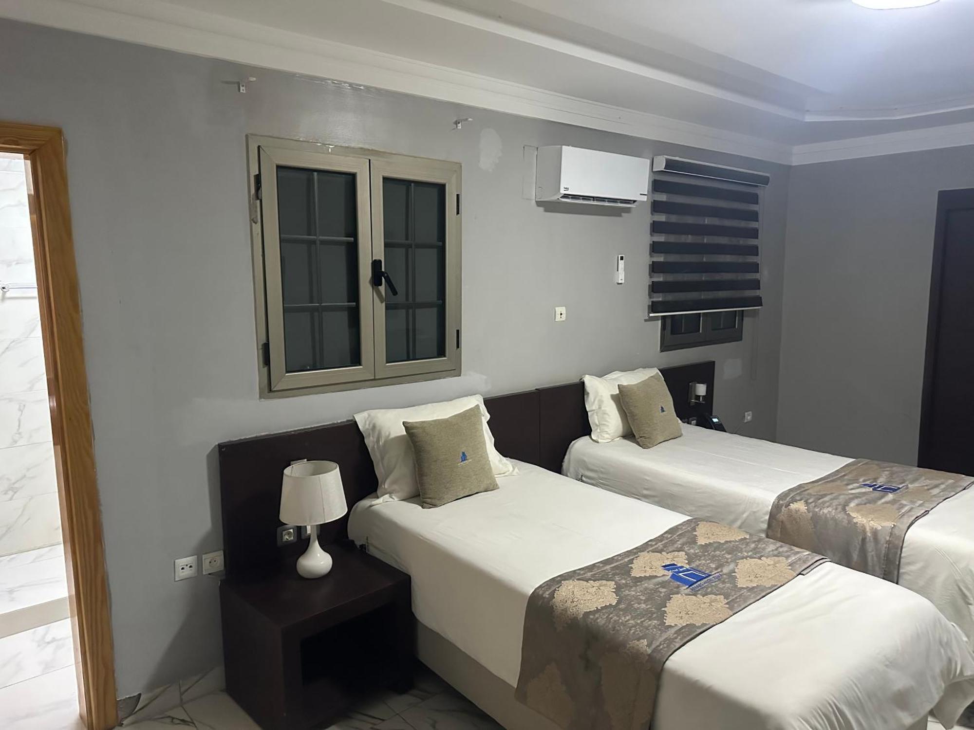 Hotel Esma นูอาดิบู ภายนอก รูปภาพ