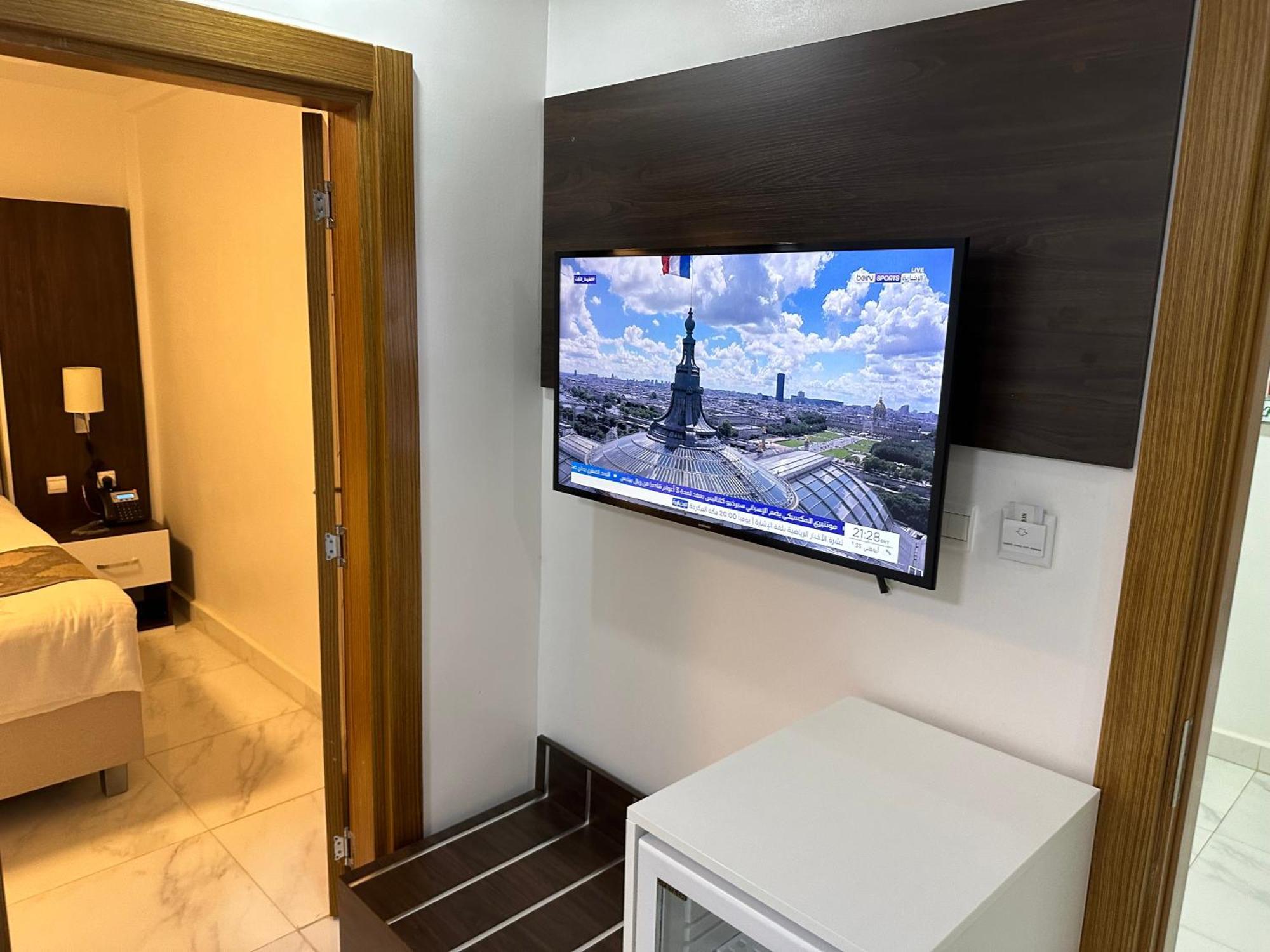 Hotel Esma นูอาดิบู ภายนอก รูปภาพ