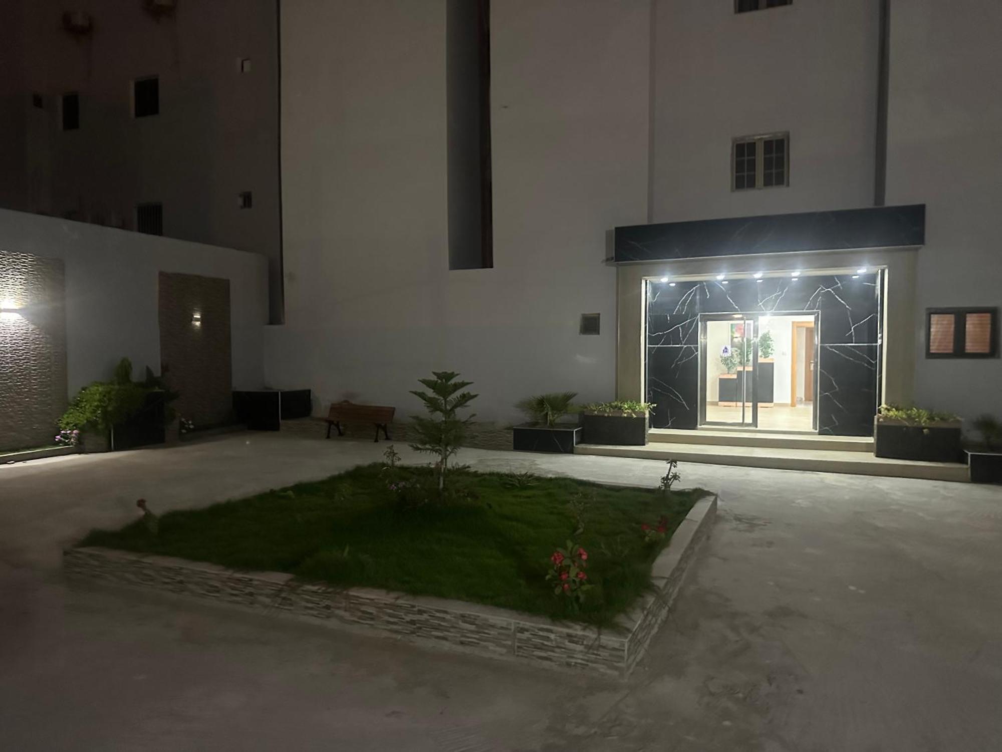 Hotel Esma นูอาดิบู ภายนอก รูปภาพ